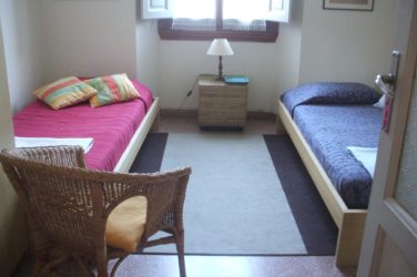 Double room host family apartment