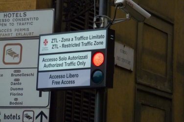 ZTL-limited-traffic-zone-Florence-article-by-Europass